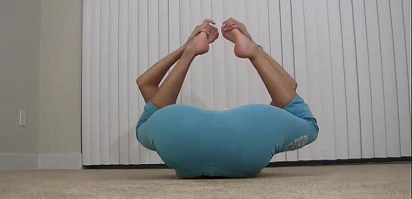  Keep your eyes on my ass while I do my yoga JOI